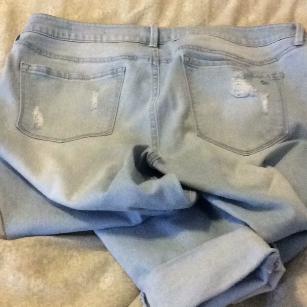 JESSICA SIMPSON light blue denim distressed jeans - Picture 7 of 7